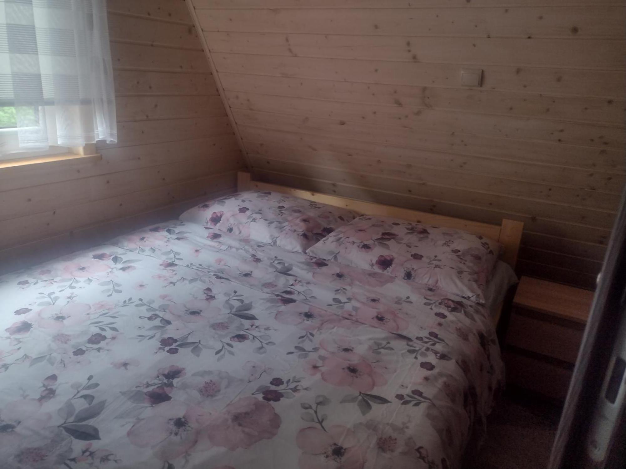 Domki Pod Skalka Baligród Exteriör bild